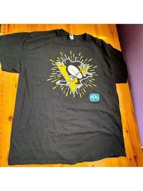 Pittsburgh penguins hockey T-shirt size XL men’s